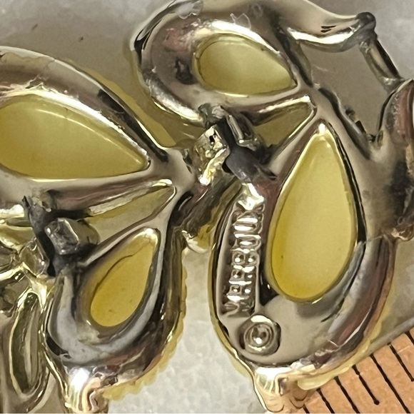 Marboux By Boucher Style #550 White Leaves Thermoset Silver Tone 1950s Necklace - Picture 16 of 16